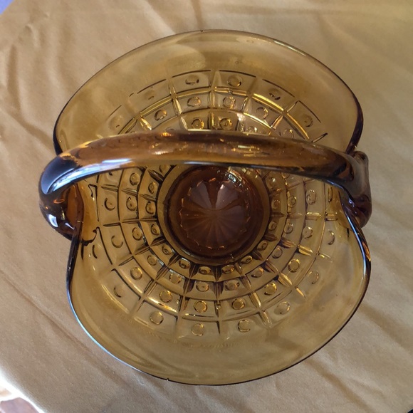 Vintage amber glass basket - Picture 6 of 7